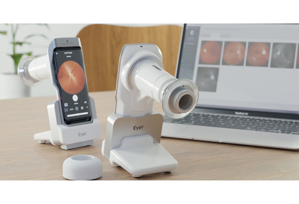 EYE DOCTOR アイドクター　中古品 公平で医療格差がない未来へ。スマートフォン一体型無散瞳眼底カメラ